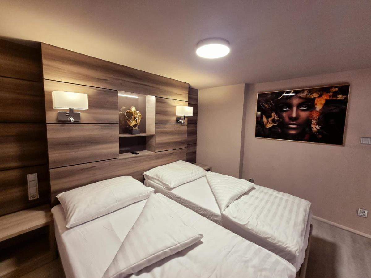 Apartmany Etenia Kadaň Zewnętrze zdjęcie